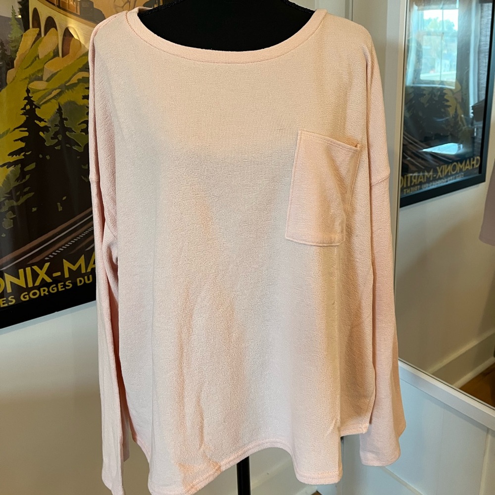 NWT Love by gap factory women’s sweater size xxl